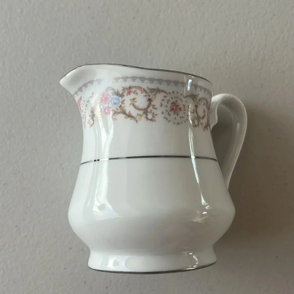 Vintage SILVERIE FINE CHINA CREAMER